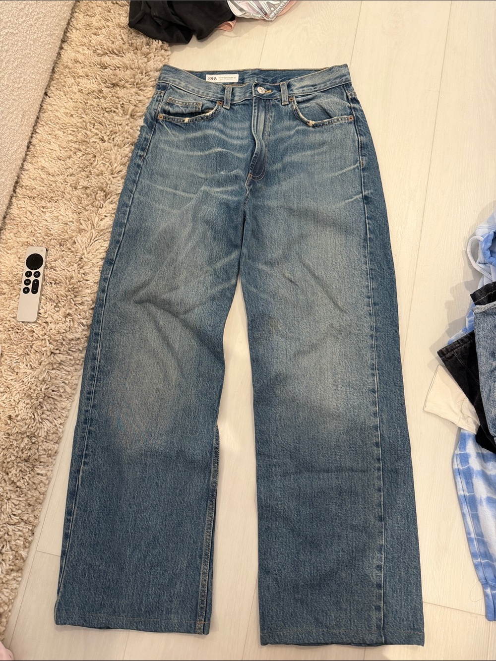 ZARA women’s  Relaxed Light Blue Wide-Leg Jeans